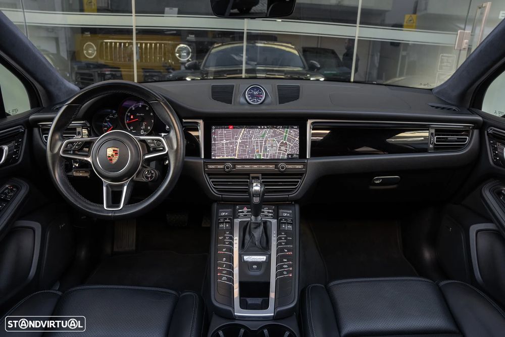 Porsche Macan Turbo PDK - 12