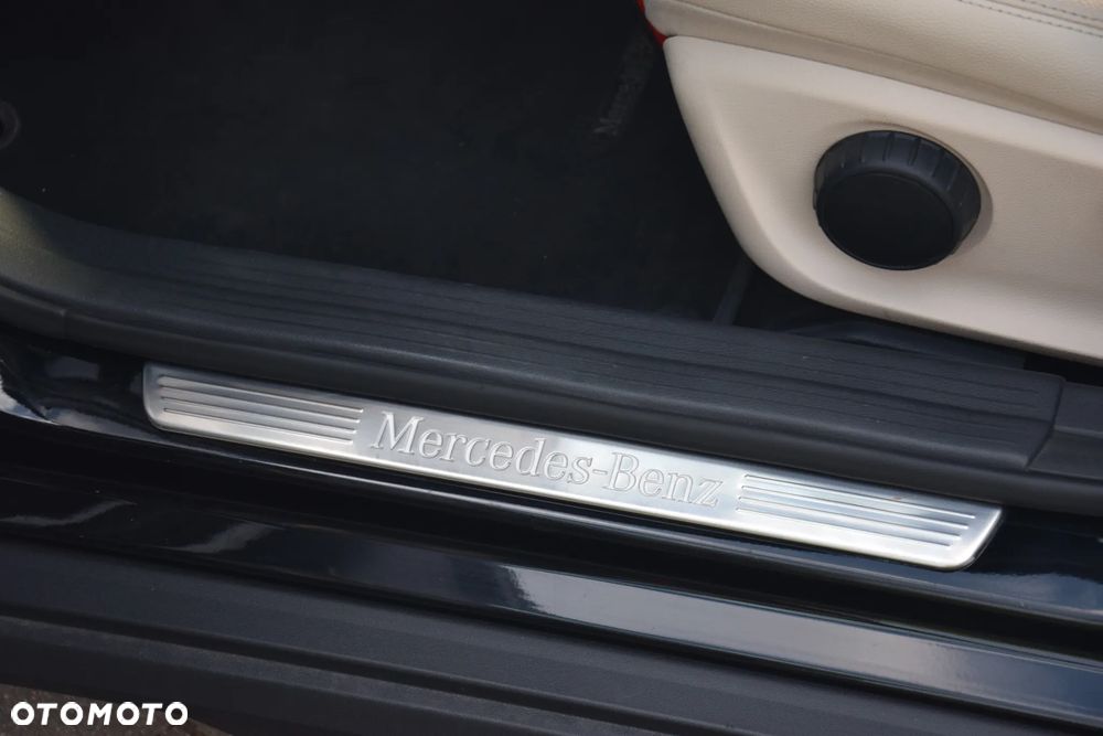 Mercedes-Benz GLA 200 7G-DCT Urban - 39