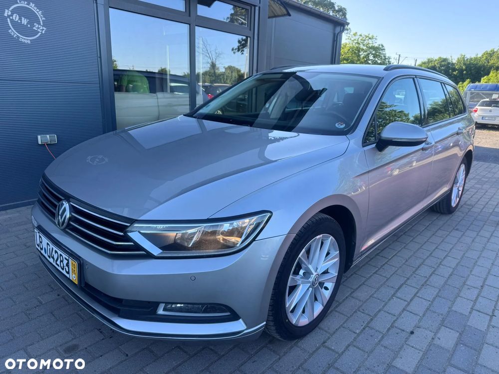 Volkswagen Passat 2.0 TDI (BlueMotion Technology) DSG Comfortline - 25