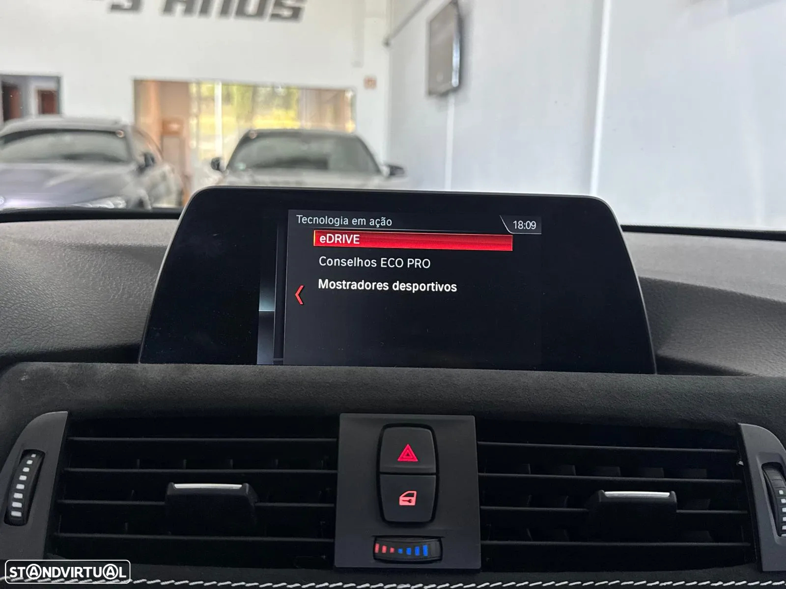 BMW 330 e iPerformance Pack M - 41