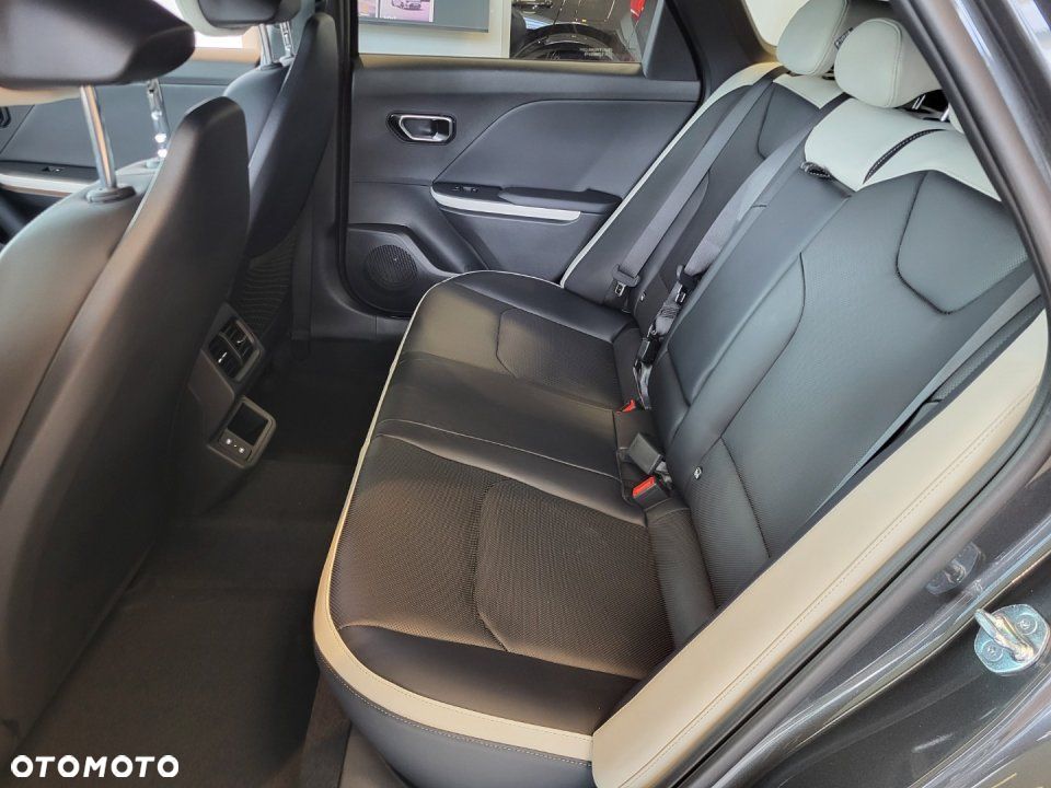 Kia K4 - 36
