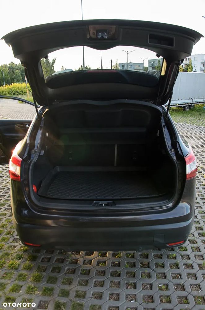 Nissan Qashqai 1.6 DCi 4x4 Tekna EU6 - 21