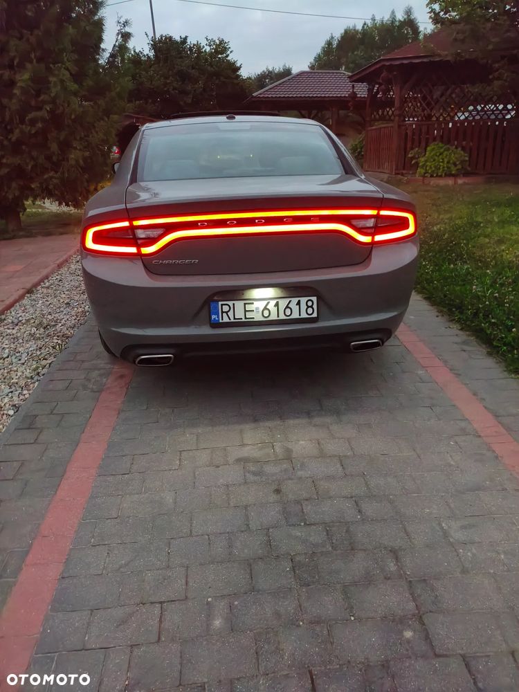 Dodge Charger - 13