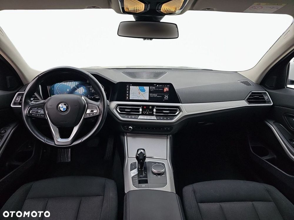 BMW Seria 3 318d Advantage - 12