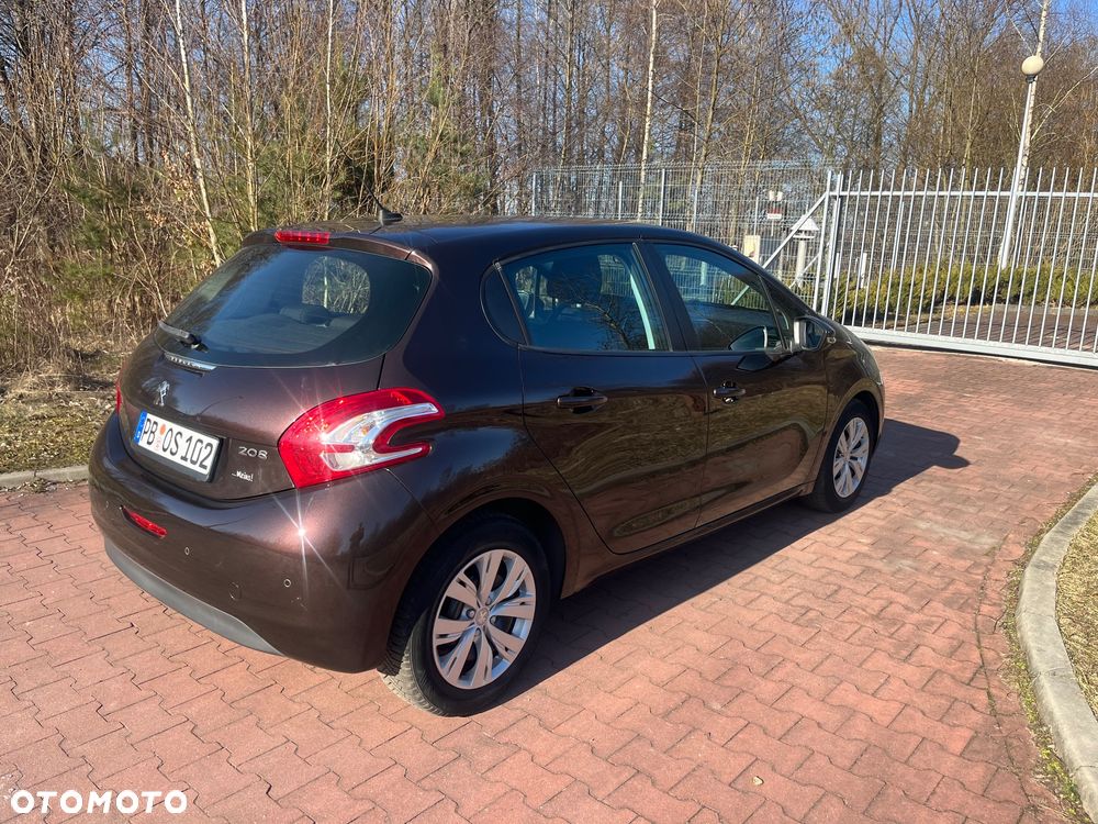 Peugeot 208 95 VTI Active - 8