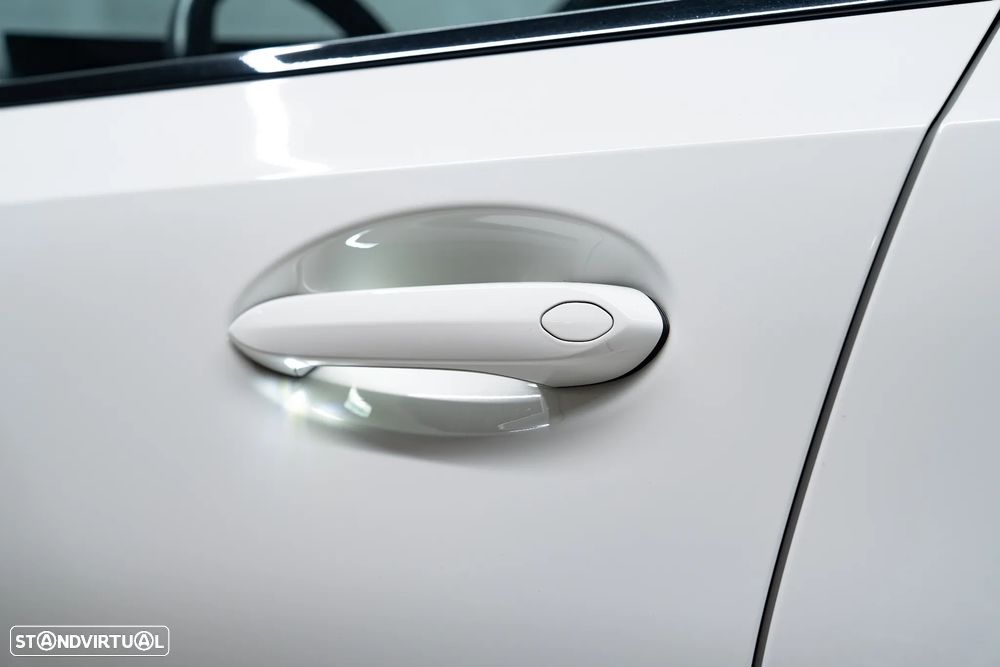 BMW 330 e Touring xDrive Aut. M Sport - 15