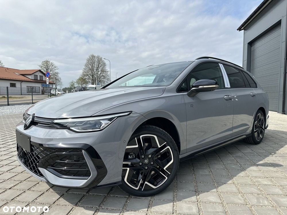 Volkswagen Golf Variant - 32
