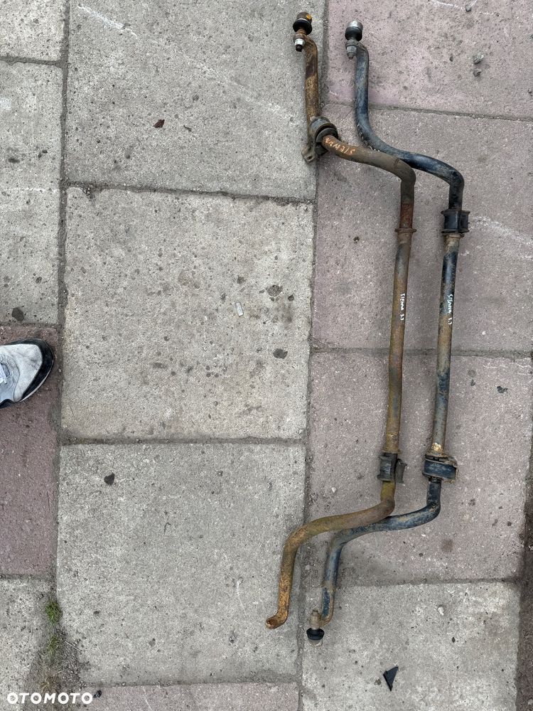 Drążek stabilizatora Toyota Sienna 3.3 03-10r. - 1