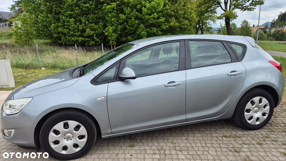 Opel Astra 1.4 Turbo Design Edition - 22