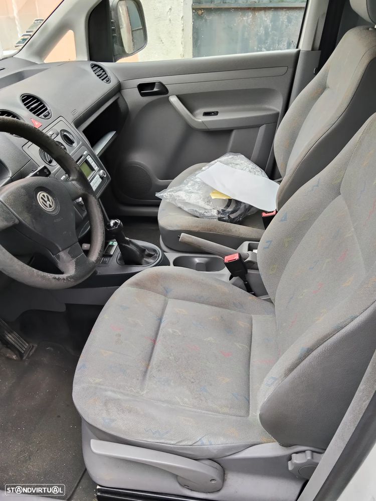 VW Caddy - 5