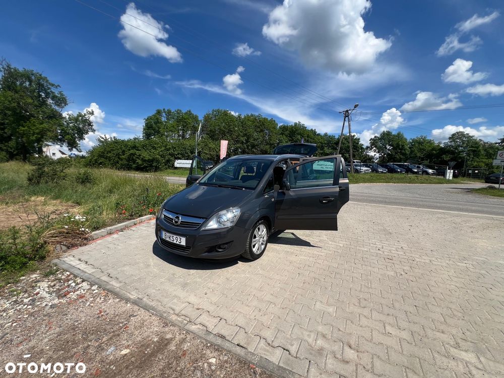 Opel Zafira - 21