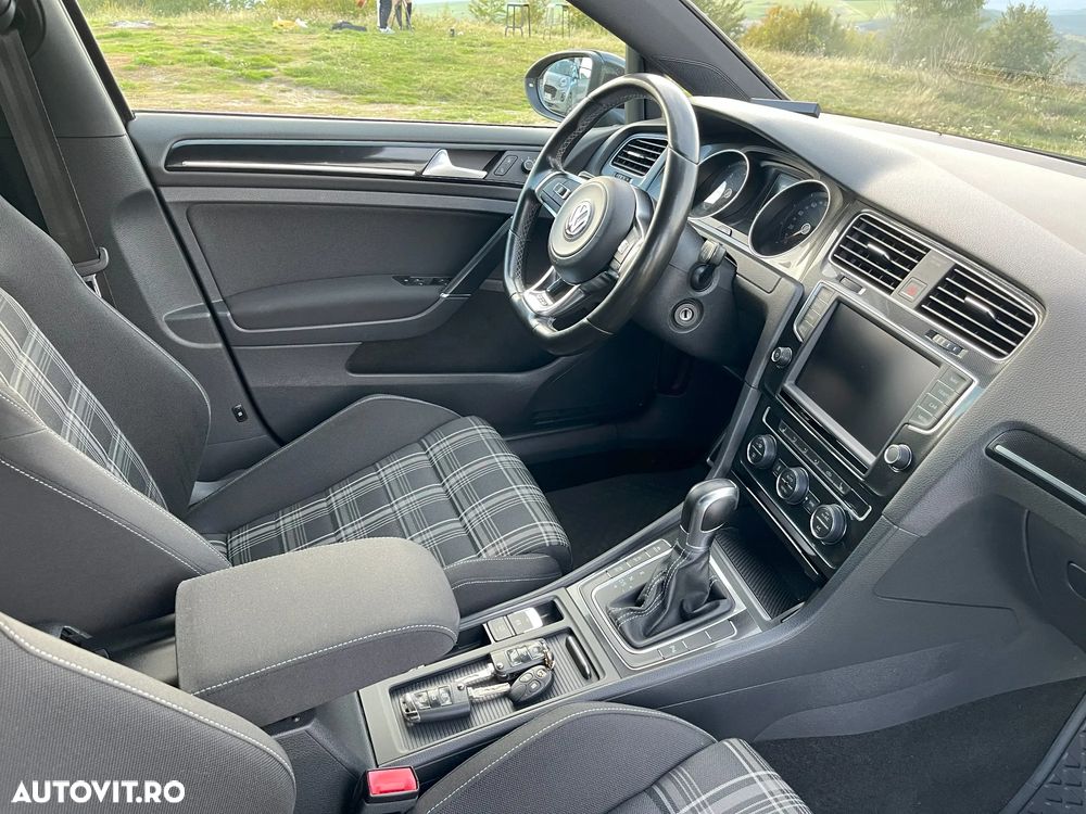 Volkswagen Golf 2.0 TDI DPF BMT DSG GTD - 21