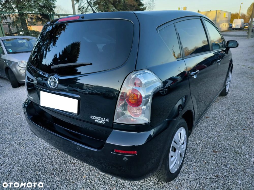 Toyota Corolla Verso - 23