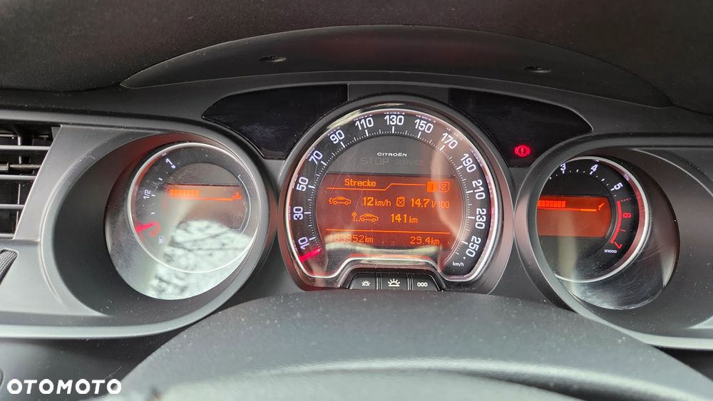 Citroën C5 2.0 16V Confort - 22