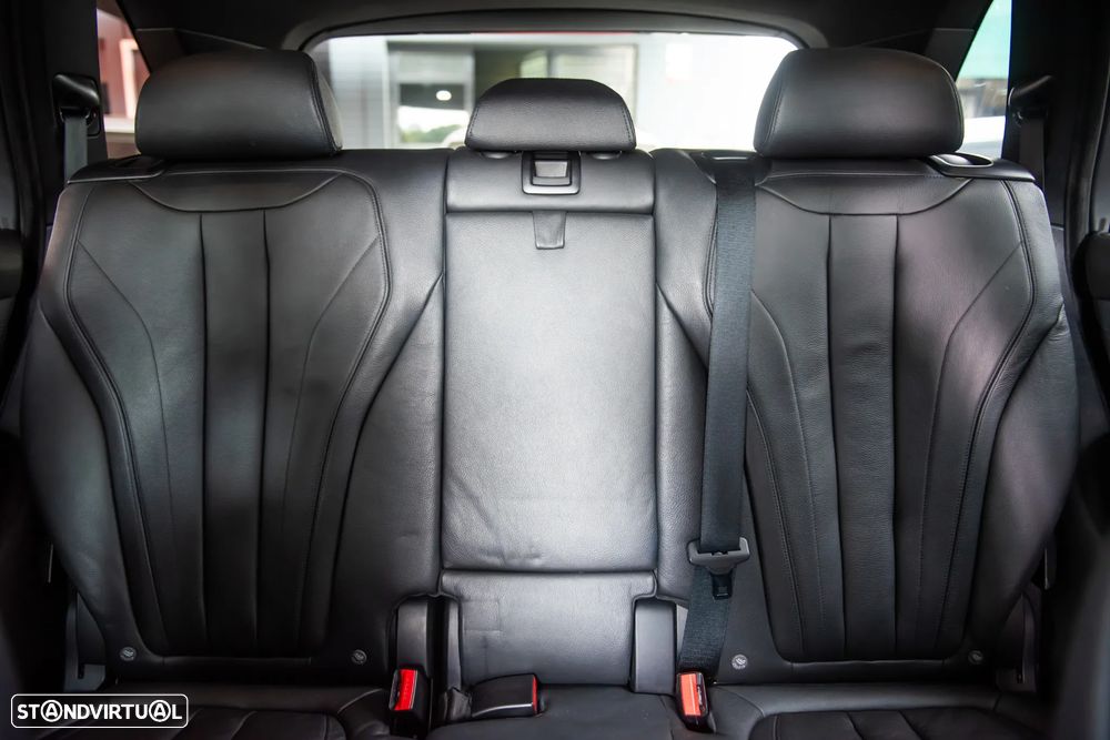 BMW X5 25 d sDrive Pack M - 38