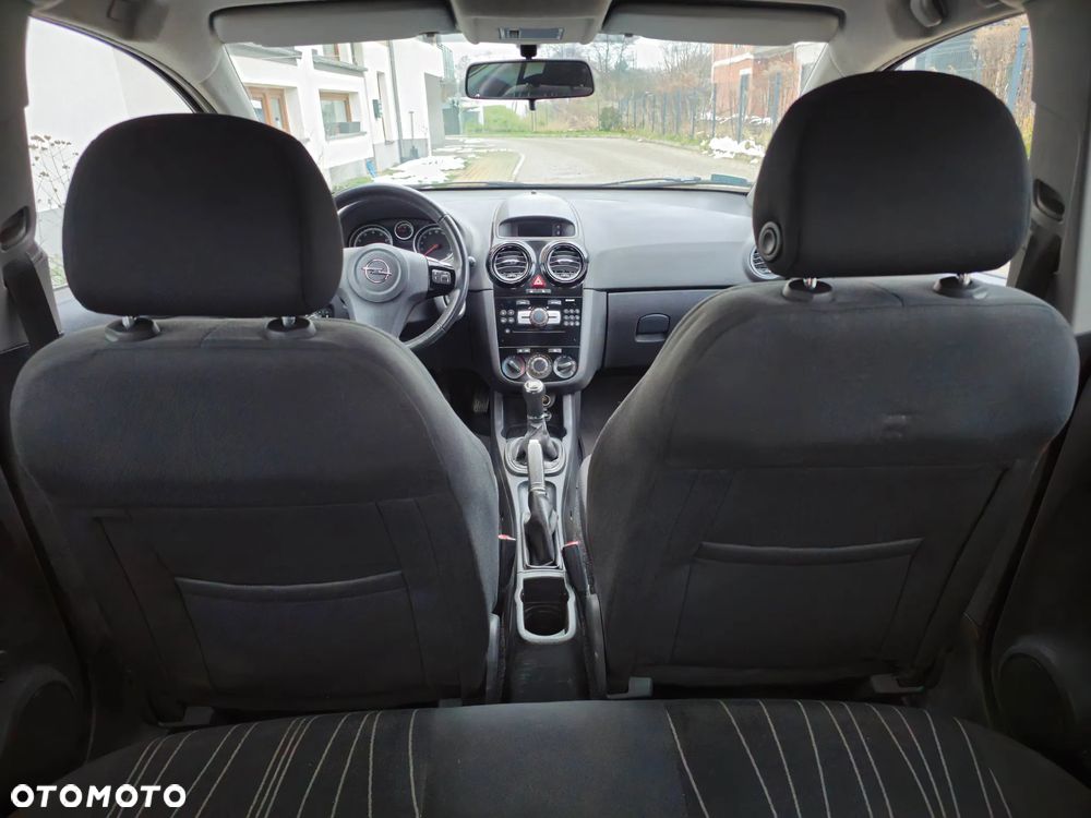 Opel Corsa - 3