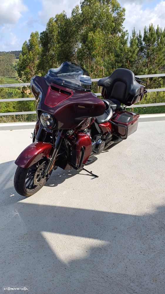 Harley-Davidson Street Glide CVO - 1