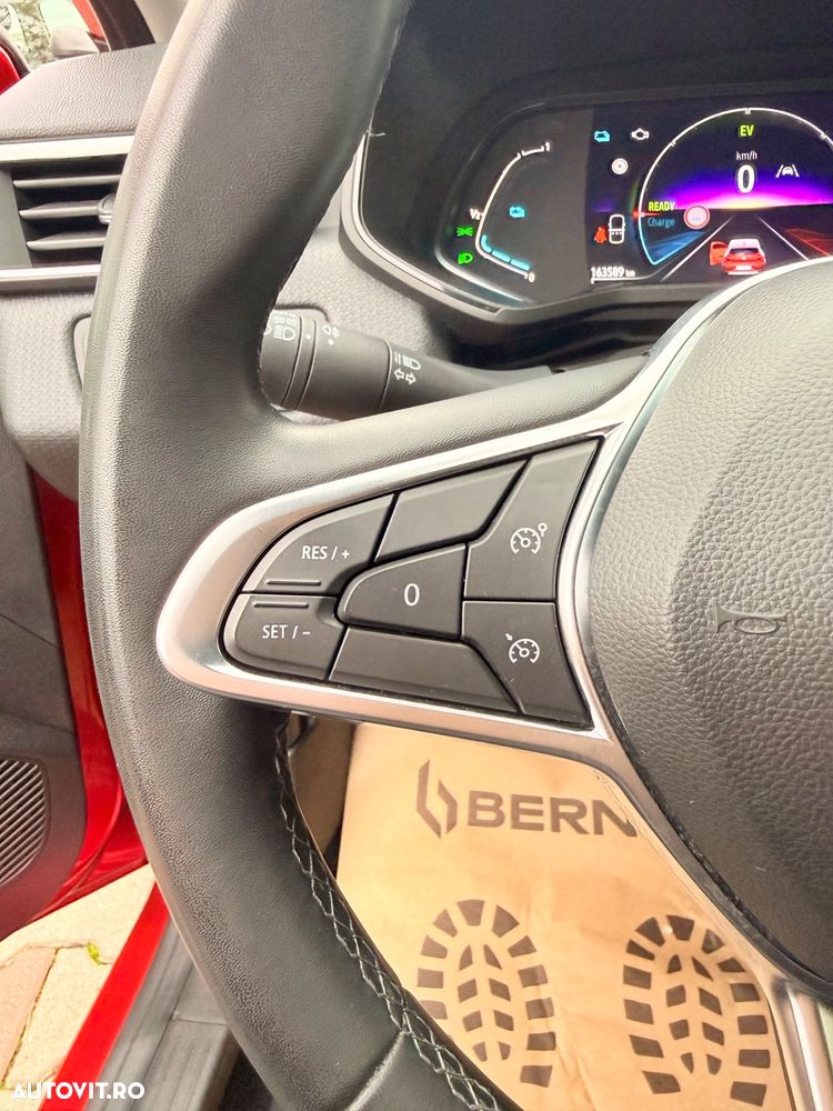 Renault Clio V E-Tech 145 Techno - 18