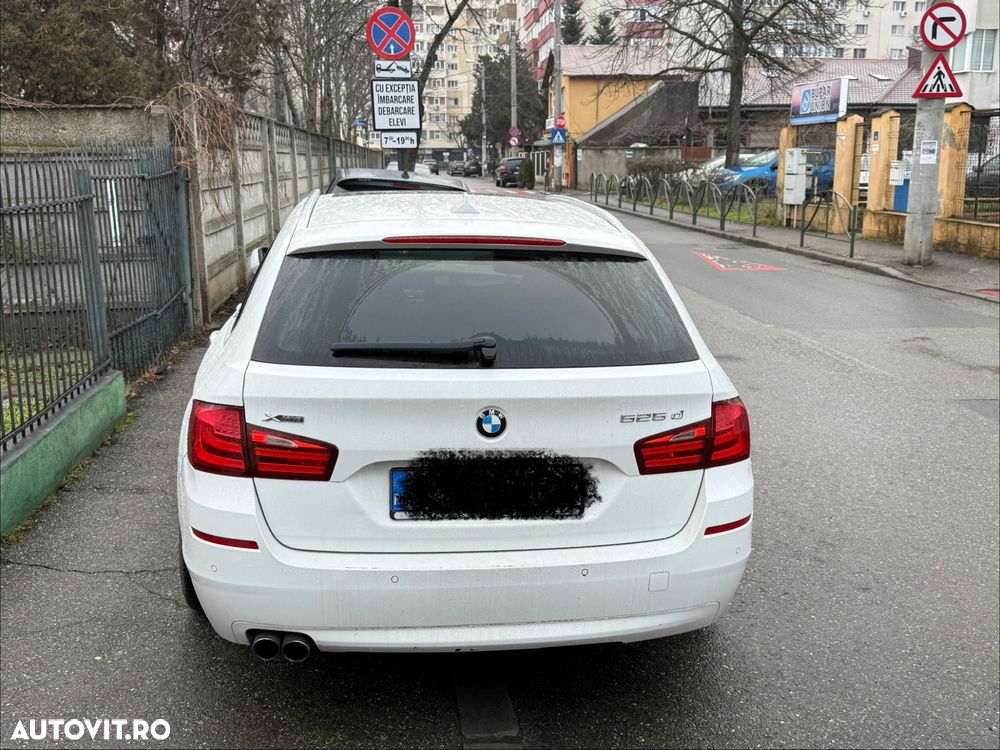 BMW Seria 5 525d xDrive Aut. - 2