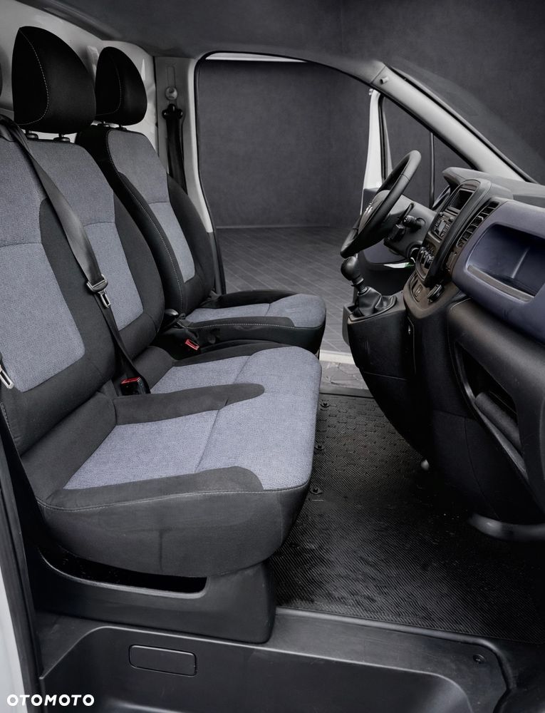 Opel Vivaro - 15
