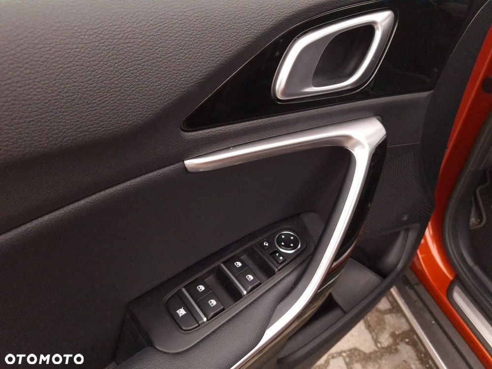Kia XCeed 1.5 T-GDI Business Line DCT - 13