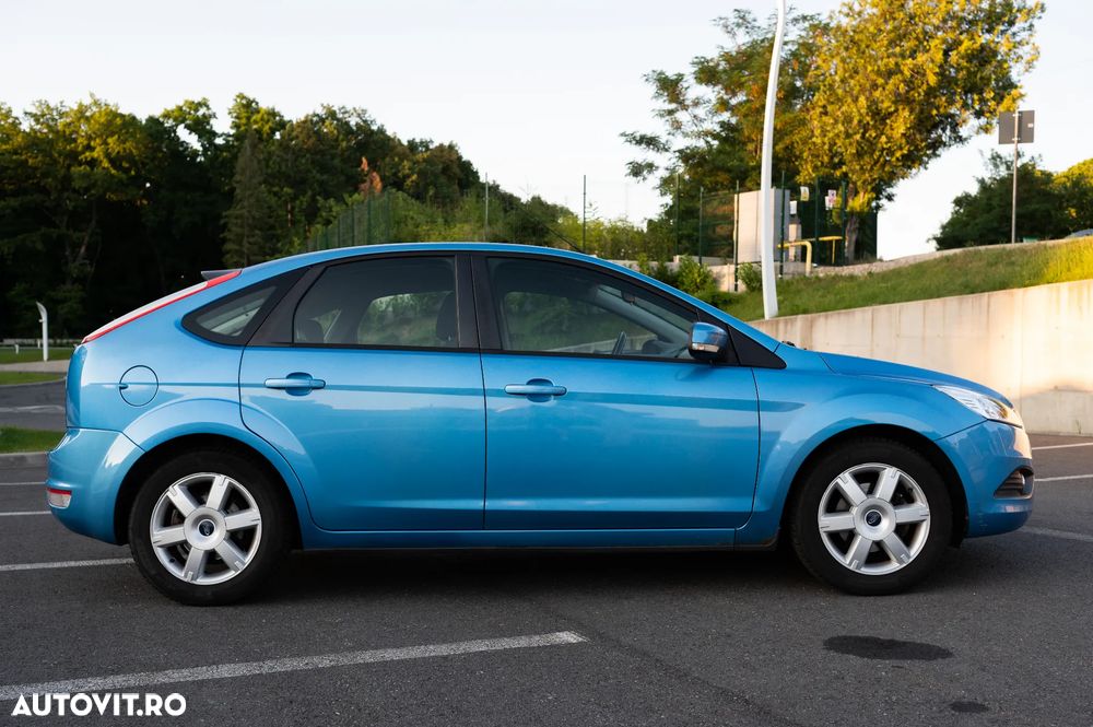 Ford Focus 1.6 16V Trend - 6