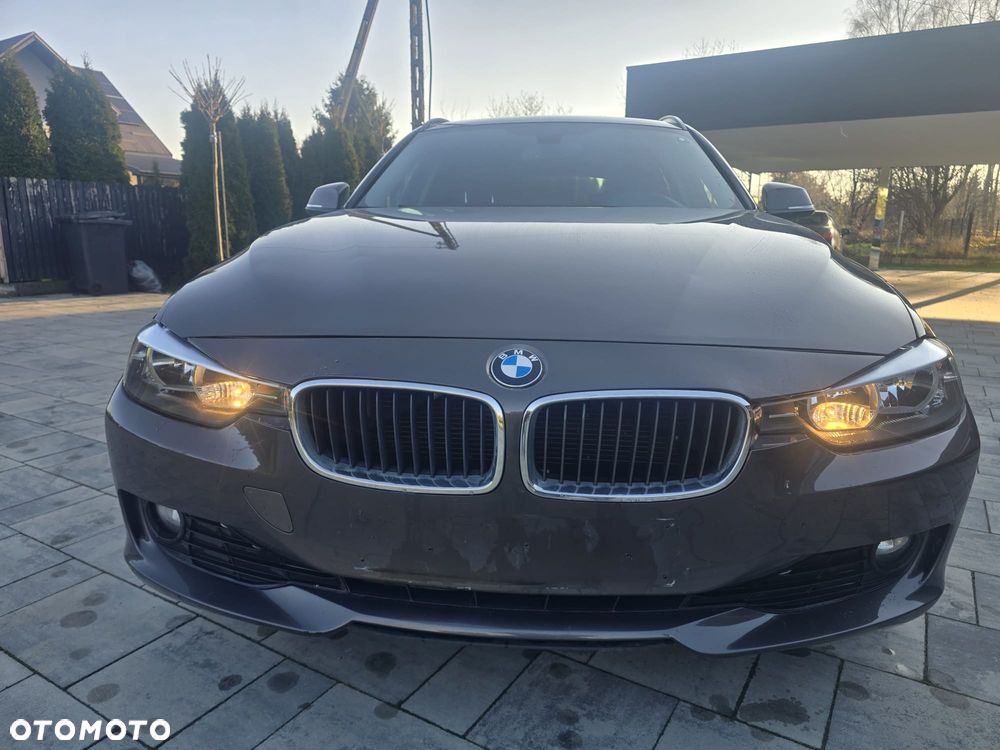 BMW Seria 3 318d DPF Edition Sport - 7