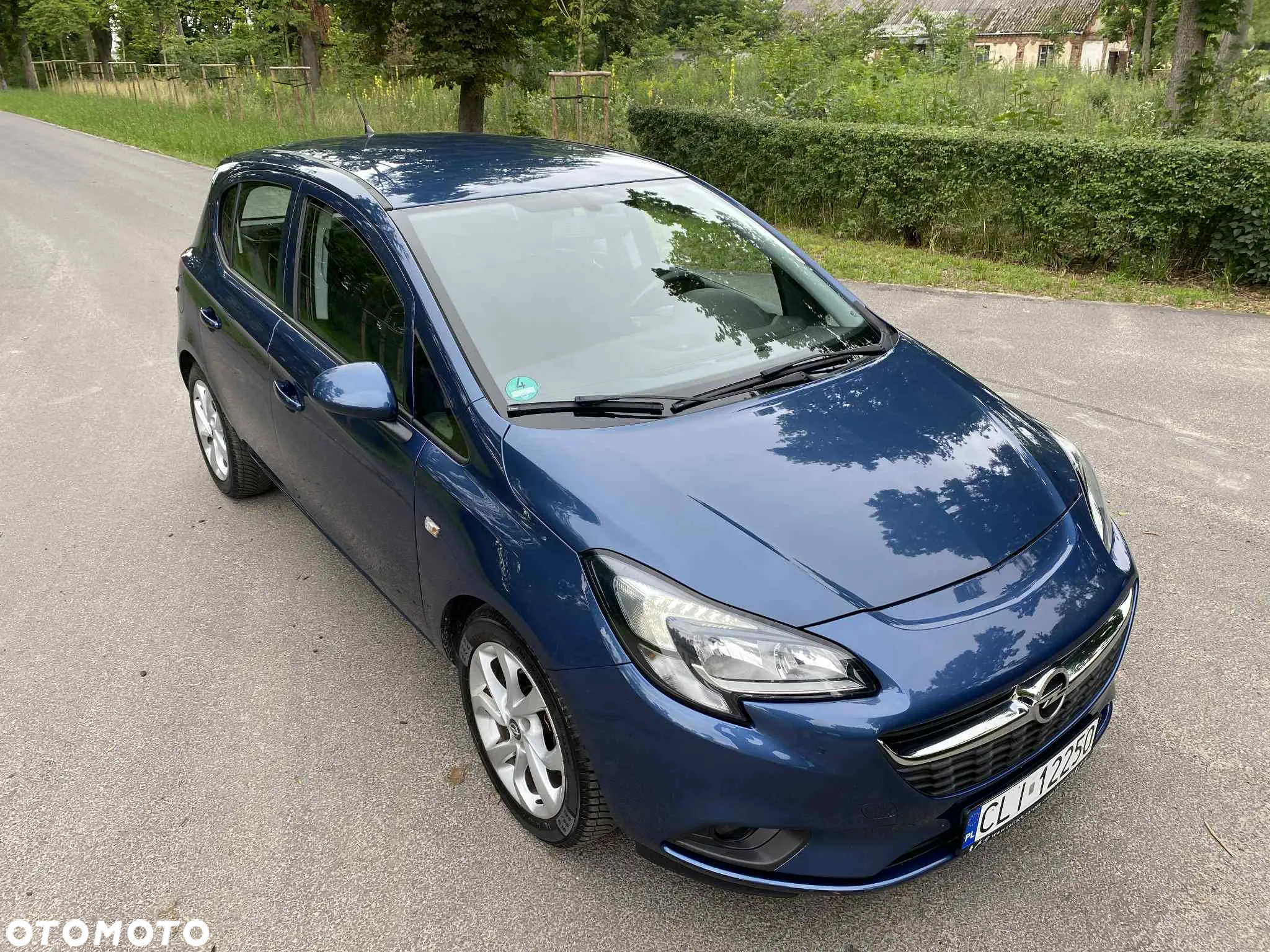 Opel Corsa 1.4 Cosmo - 2