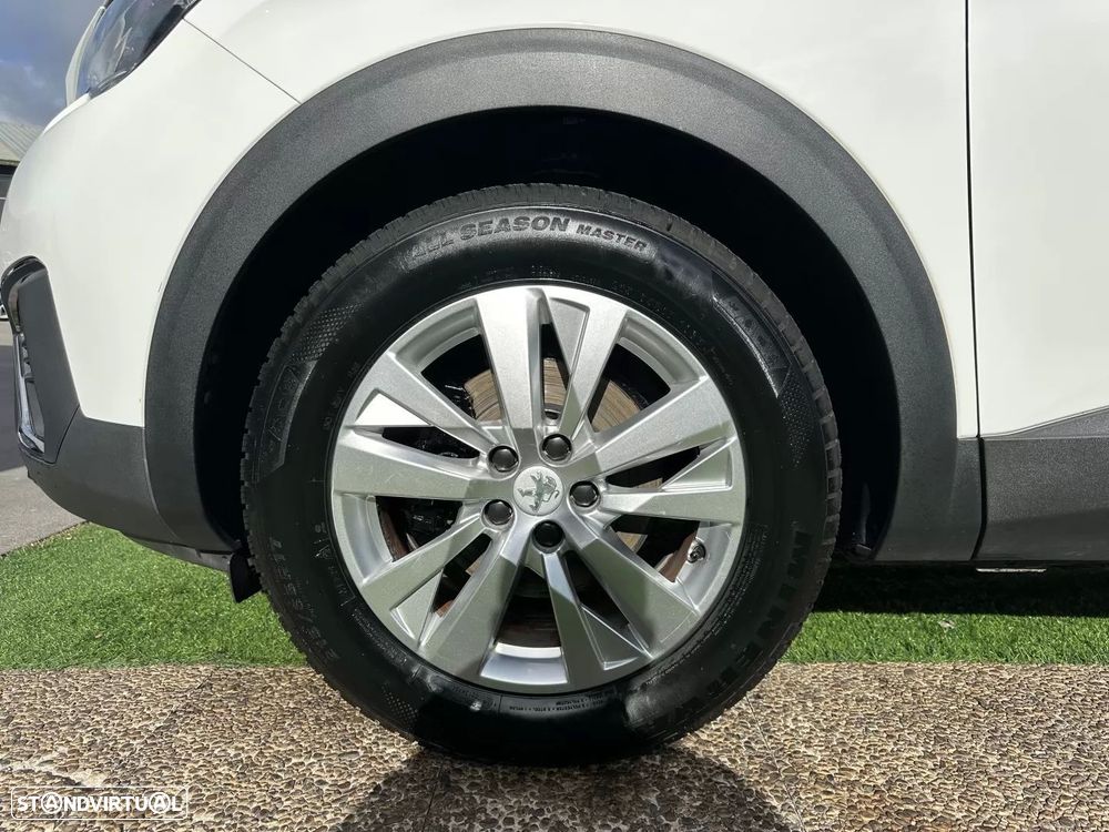 Peugeot 5008 1.2 PureTech Allure Pack - 21
