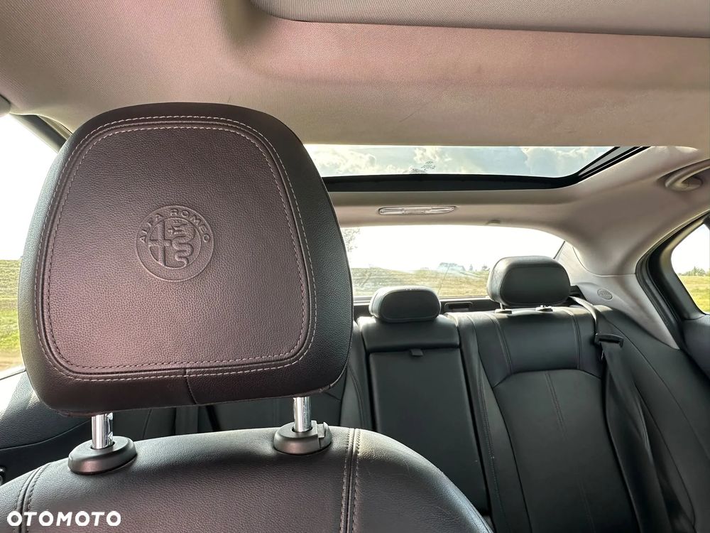 Alfa Romeo Giulia - 20