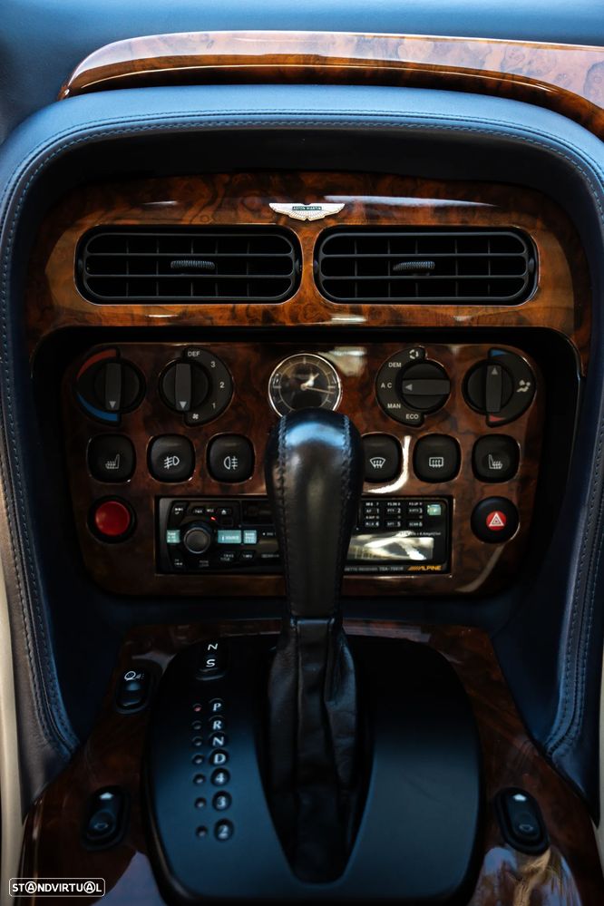 Aston Martin DB7 Vantage Coupé - 19