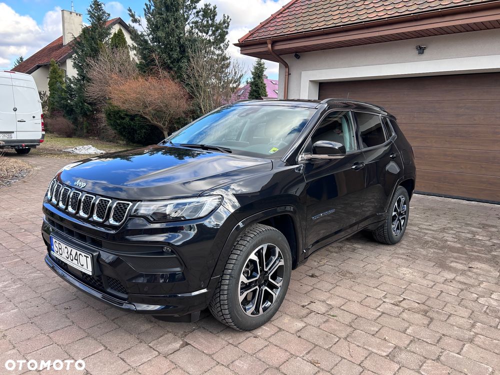 Jeep Compass - 1