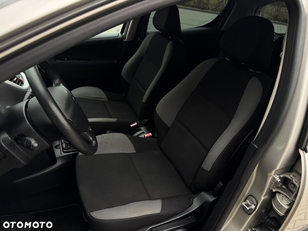 Peugeot 207 95 VTi Premium - 26
