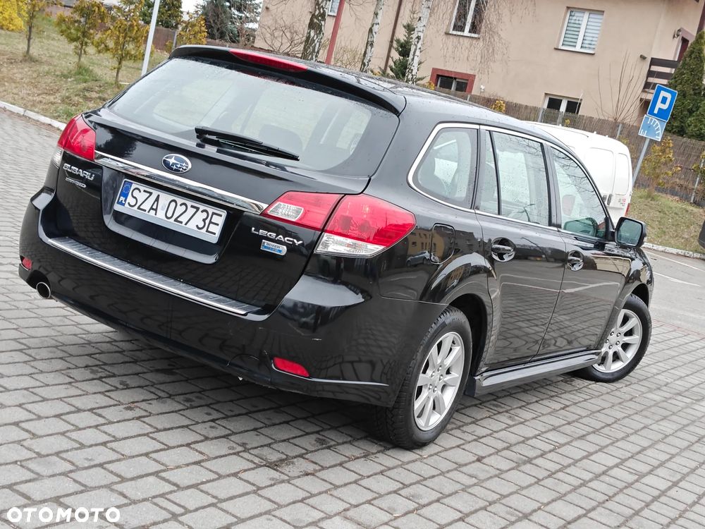 Subaru Legacy 2.0D Sport - 2