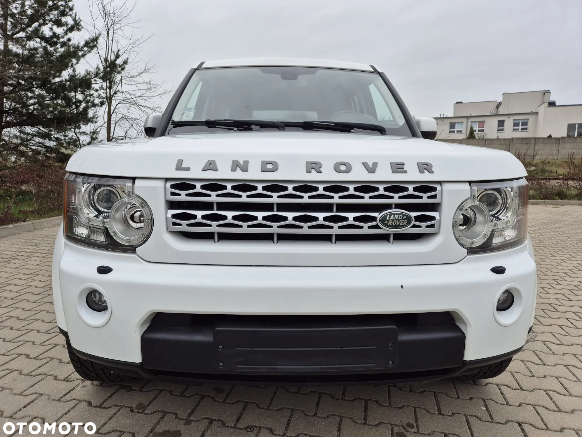 Land Rover Discovery SD V6 SE - 3