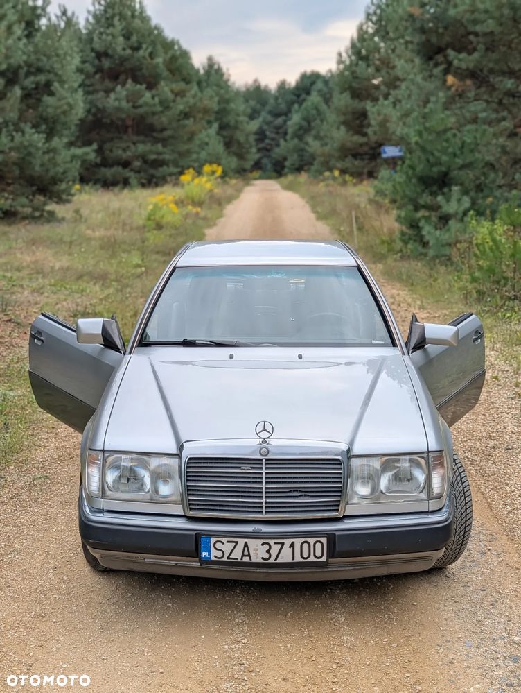 Mercedes-Benz Klasa E - 20