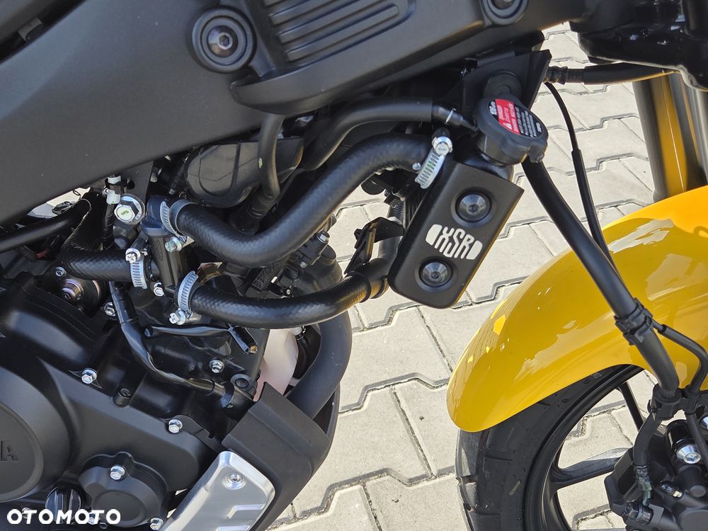 Yamaha XSR - 40