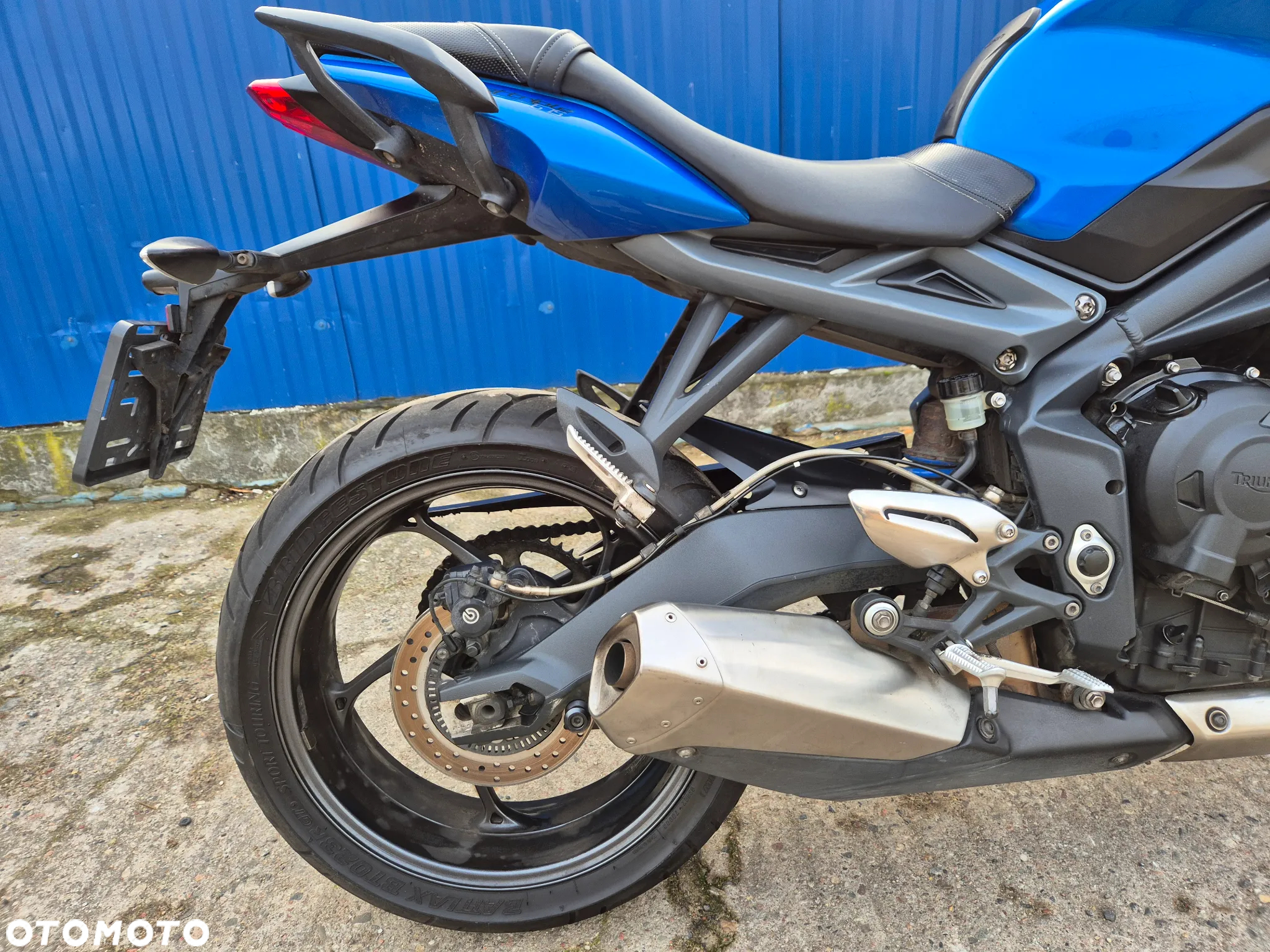 Triumph Street Triple - 12