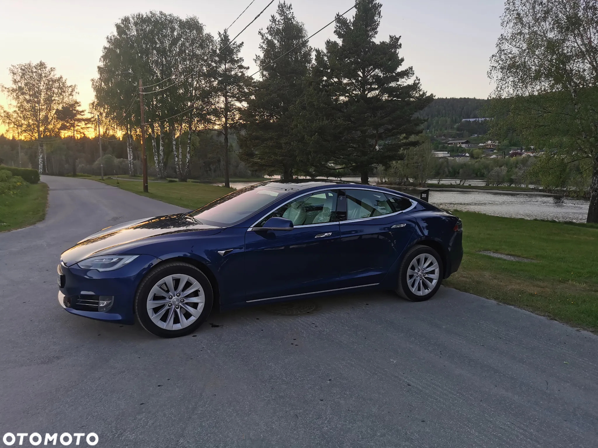 Tesla Model S Long Range Plus - 5