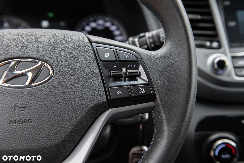Hyundai Tucson blue 2.0 CRDi 4WD Premium - 19