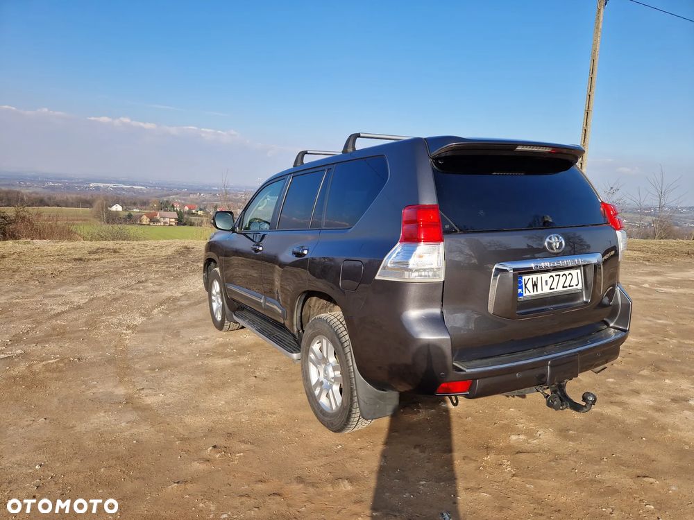 Toyota Land Cruiser 3.0 D-4D Automatik Executive - 4