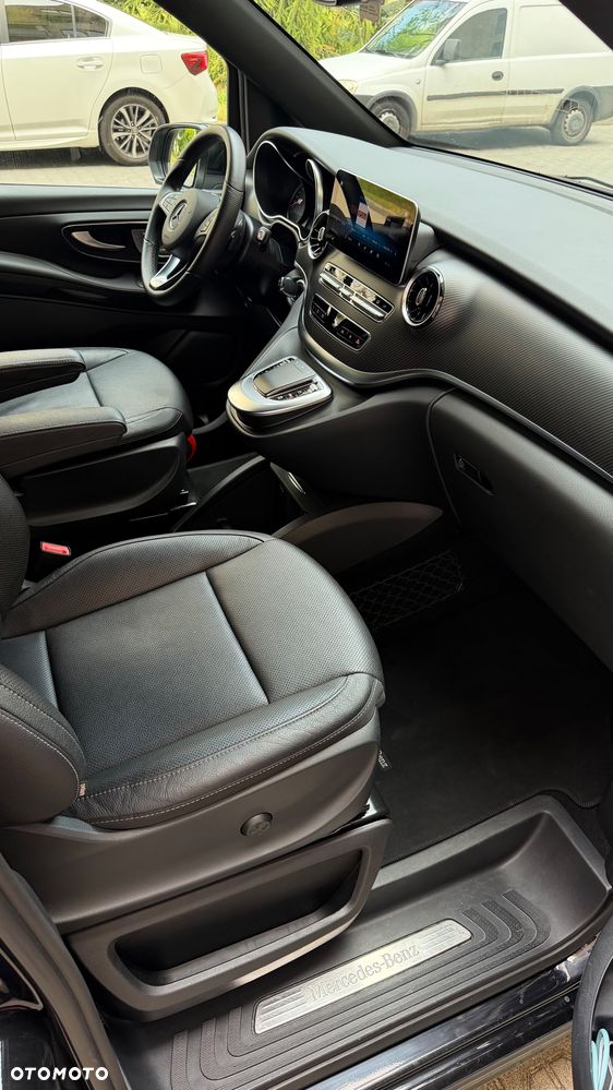 Mercedes-Benz Klasa V 300 d Avantgarde 9G-Tronic (d³ugi) - 18
