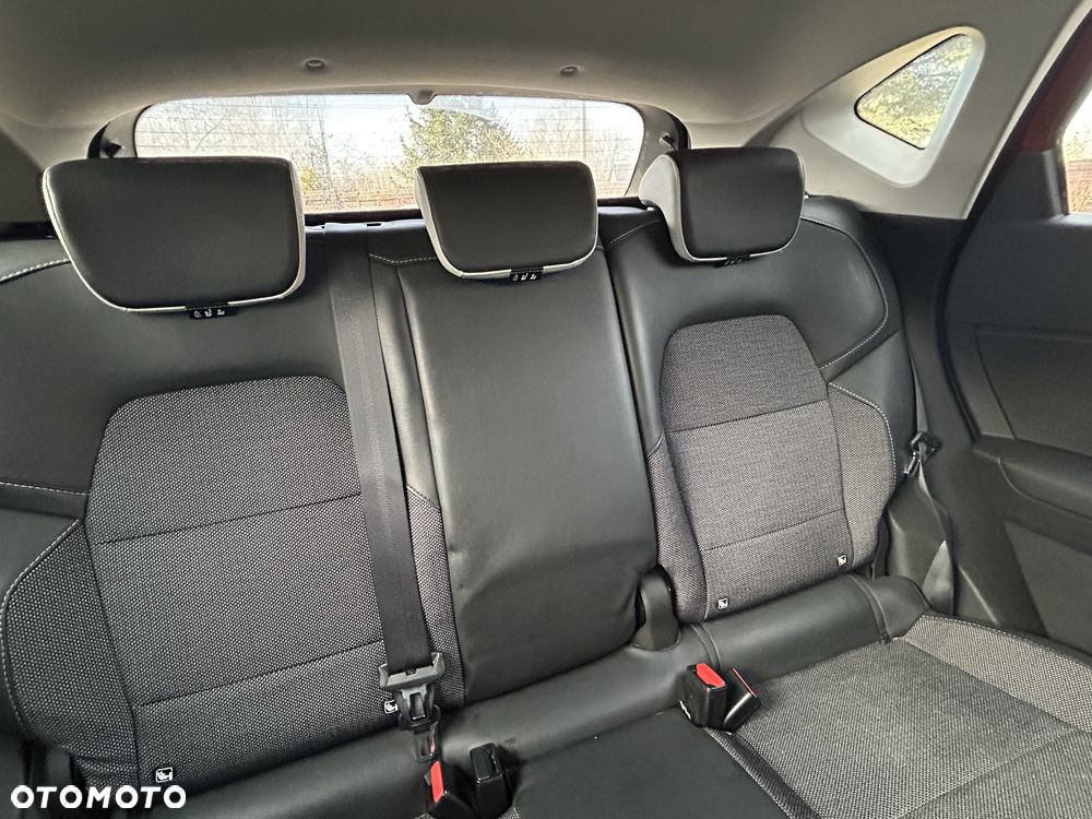 Renault Captur 1.0 TCe Intens - 18