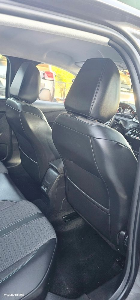 Peugeot 208 PureTech 100 Allure Pack - 10