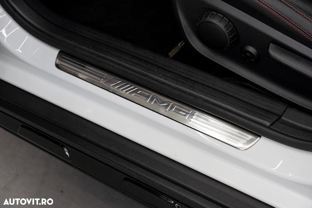 Mercedes-Benz GLA AMG 45 4Matic AMG Speedshift 7G-DCT - 29