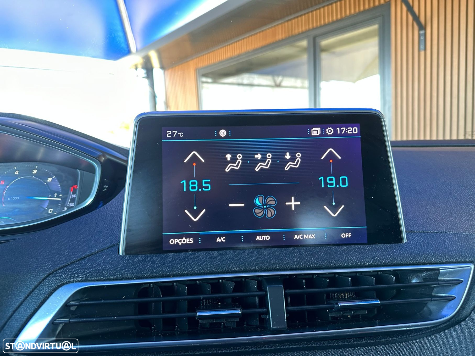 Peugeot 3008 1.6 BlueHDi Allure EAT6 - 26