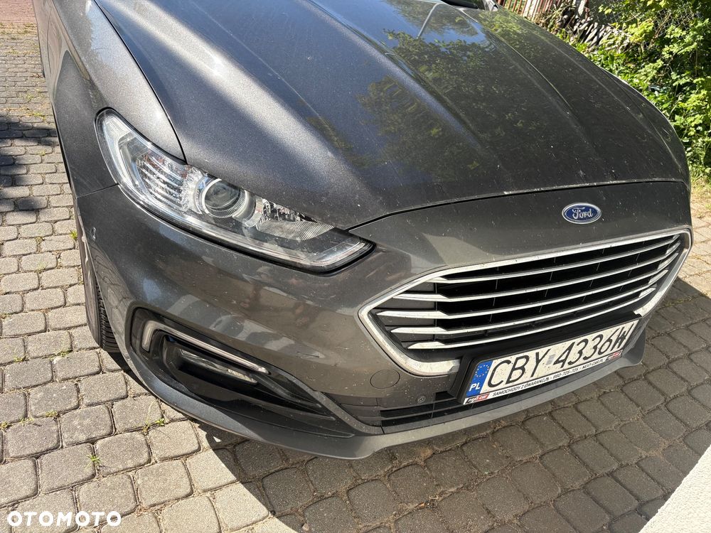 Ford Mondeo 2.0 Hybrid Titanium - 4