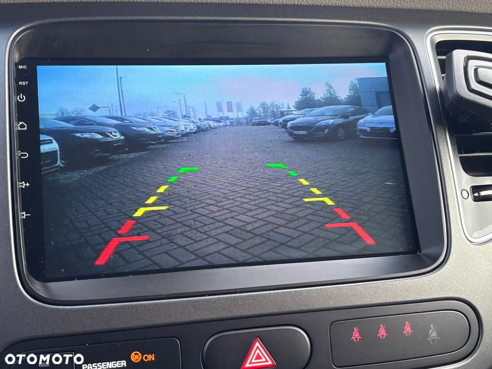 Kia Carens 1.6 GDI Dream Team Edition - 24