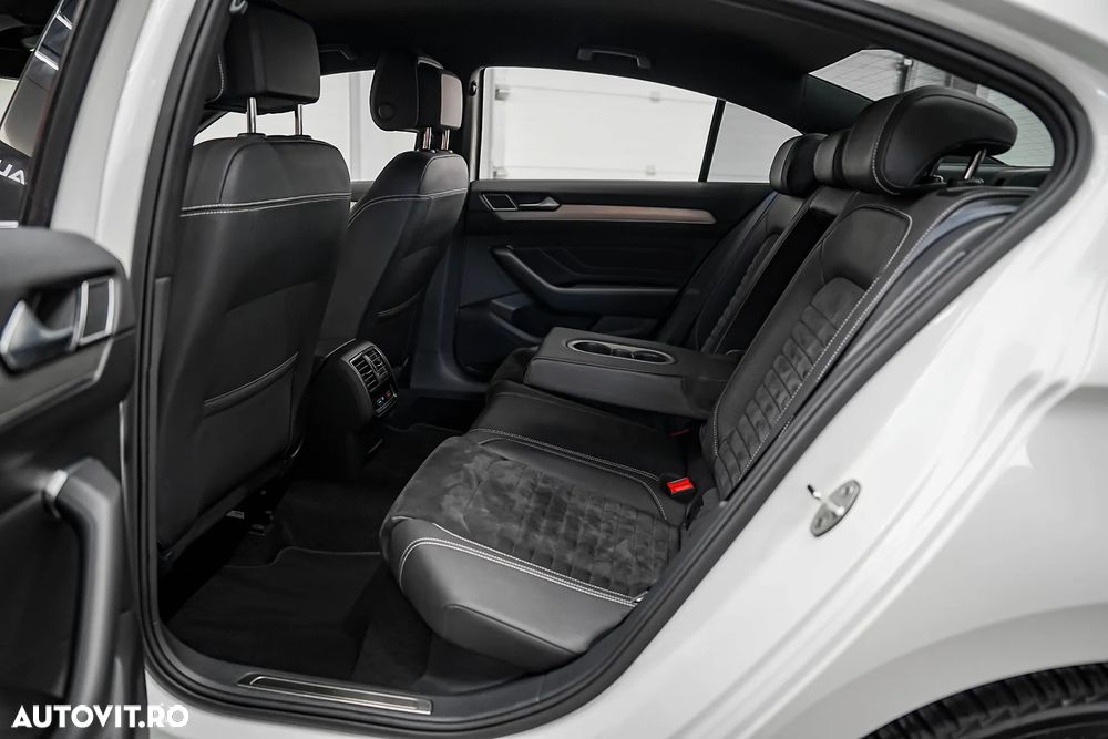 Volkswagen Passat - 9