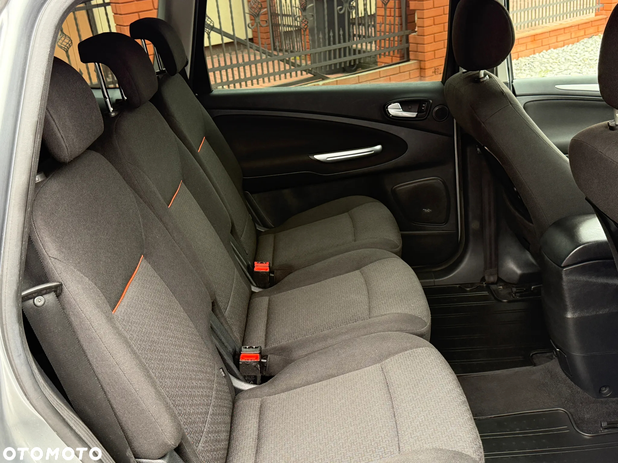 Ford S-Max - 15